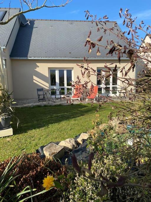 Dans Une Maison Familiale Avec Jardin A 800M De La Plage Bréville-sur-Mer Εξωτερικό φωτογραφία